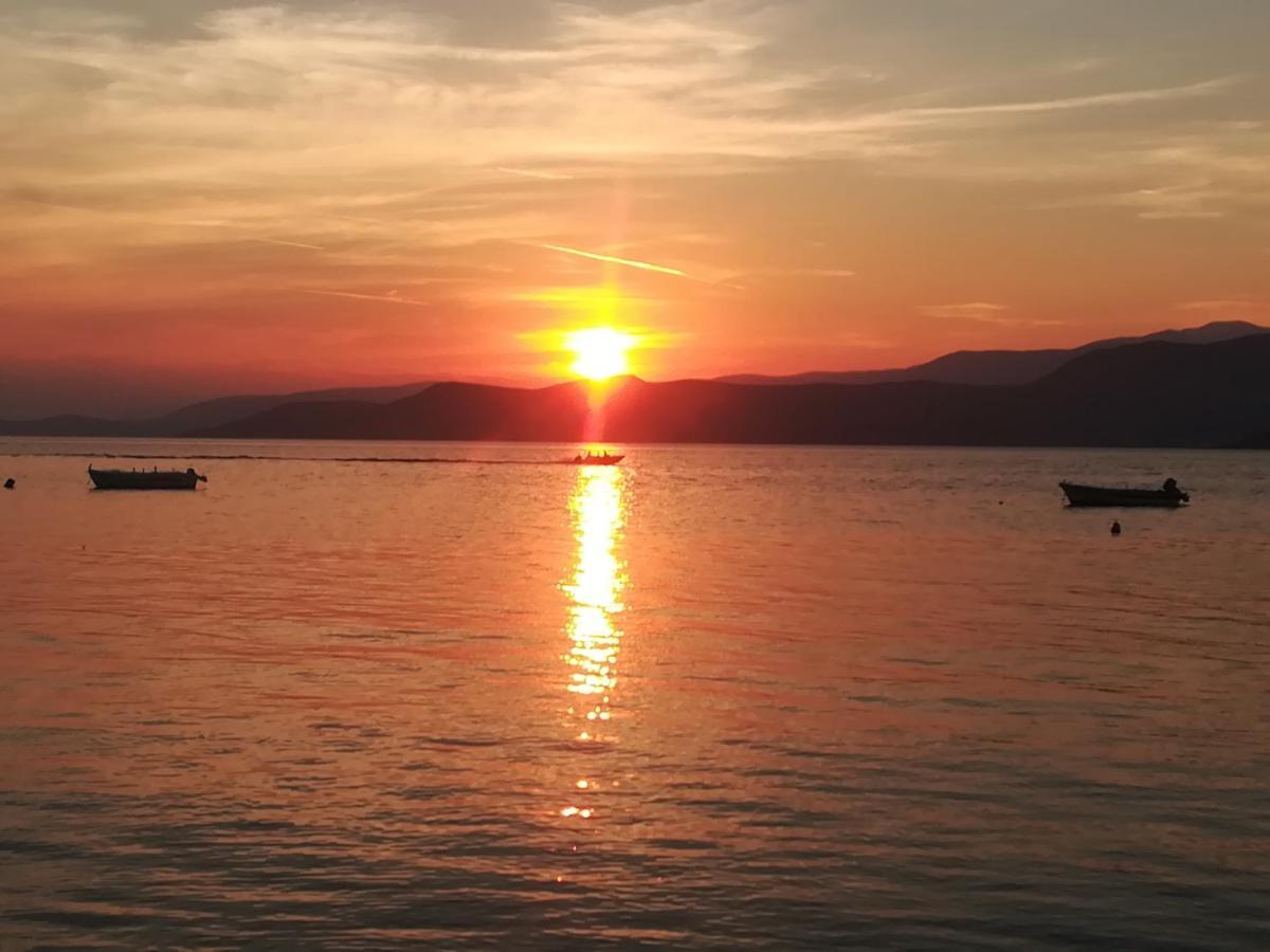 Akrogiali Ajókambosz Kültér fotó